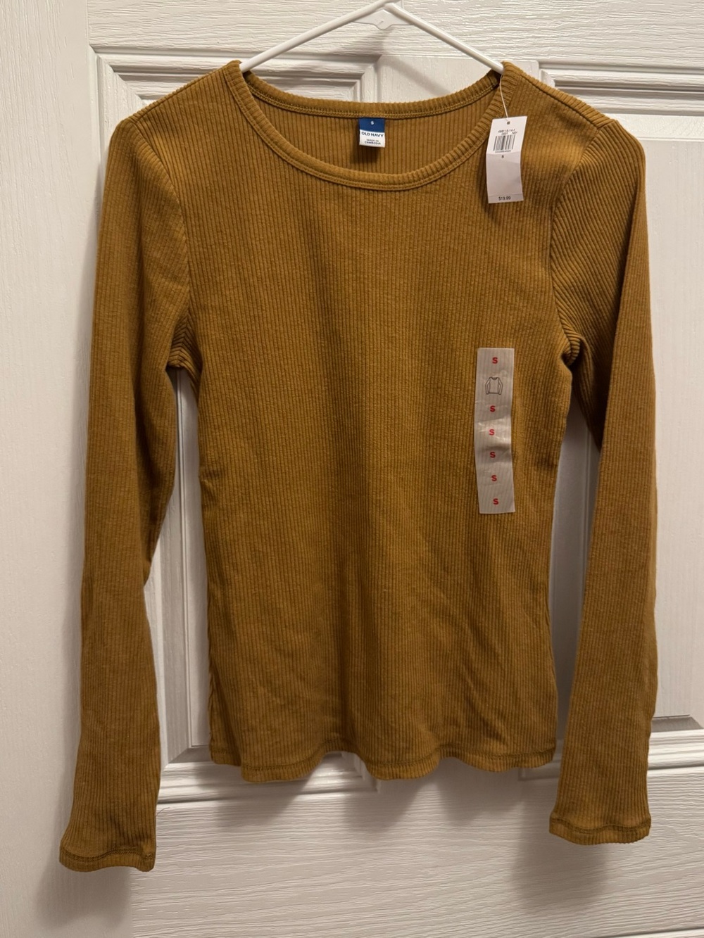 Old Navy Ribbed Long Sleeve Tee in Mustard